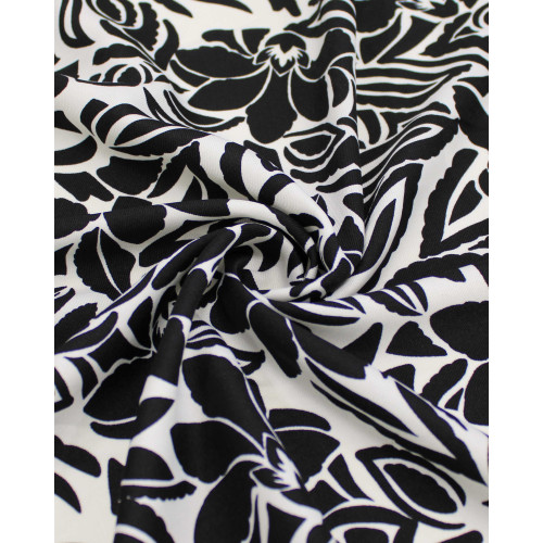 Tecido Crepe Sarjado Folhas e Flores Abstratas Preto e Offwhite