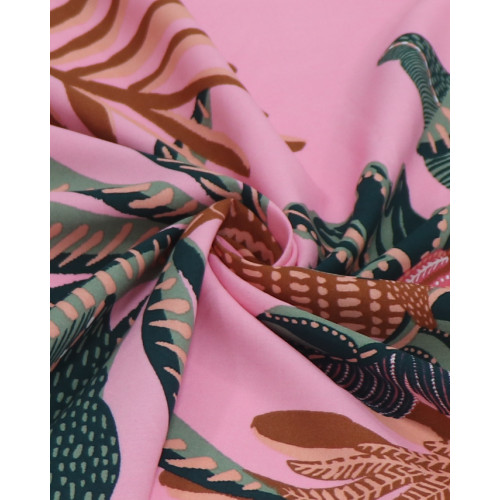Tecido Viscose Macro Coqueiros e Tucanos Marrom, Verde e Rosa