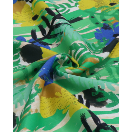 Tecido Viscose Mista Acetinado Italiano Ramos e Flores Amarelo, Azul e Tons de Verde