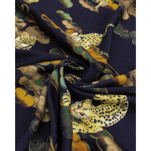 Tecido Viscose Premium Estampa Oriental Felinos e Nuvens