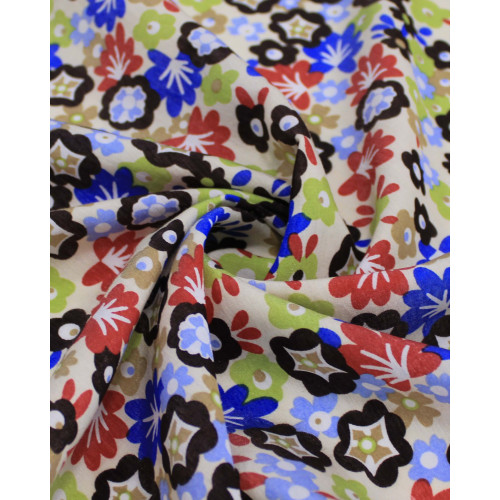 Tecido Viscose Mista com Poliamida Campo Floral Colorido