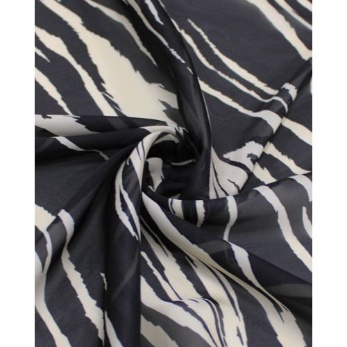 Tecido Crepe Chiffon Italiano Macro Animal Print em Listras Verticais