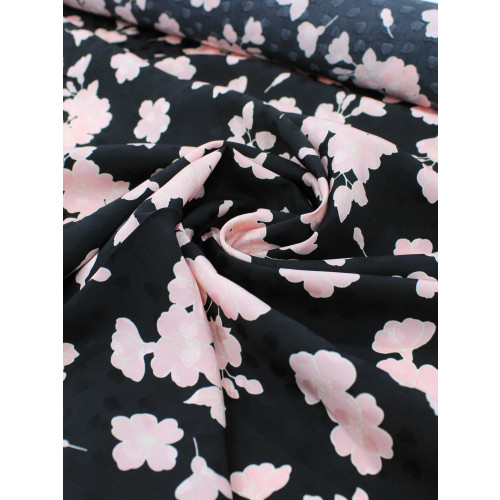 Tecido Viscose Italiana Macro Buquê Rosé e Preto