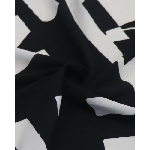 Tecido Crepe de Viscose Italiano Estampa Abstrata Preto e Offwhite