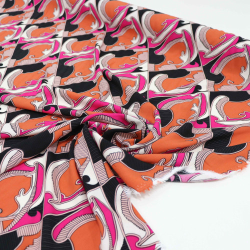 Tecido Viscose Italiana Desenho Abstrato Telha e Rosa
