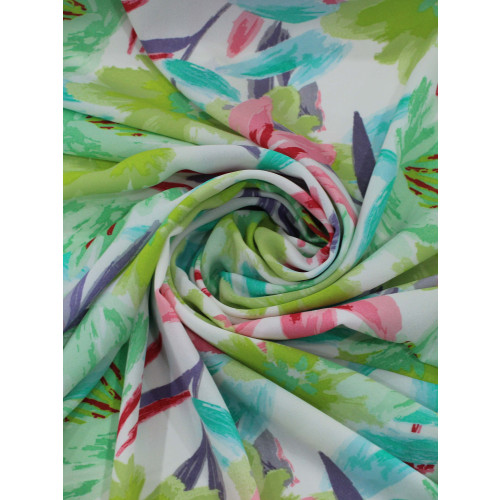 Tecido Crepe GGT Flores Tons de Verde e Rosa
