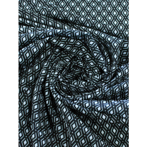 Tecido Crepe GGT Micro Losangos Preto e Branco