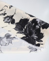 Tecido Viscose Italiano Pintura Floral Branco, Preto e Creme