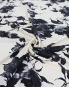 Tecido Viscose Italiano Pintura Floral Branco, Preto e Creme