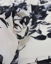 Tecido Viscose Italiano Pintura Floral Branco, Preto e Creme