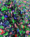 Tecido Crepe de Viscose Italiano Micro Ramos Florais Colorido e Preto