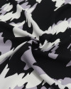 Tecido Viscose Estampa Abstrata Ondulado Branco, Cinza e Preto