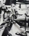 Tecido Viscose Italiano Estampa Geométrica Abstrata Preto e Offwhite