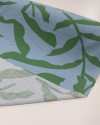 Tecido Viscose Texturizada Macro Folhagem Verde e Azul Índigo