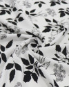 Tecido Viscose Texturizada Ramos de Folhas e Flores P/B