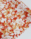 Tecido Viscose Macro Flores Branco e Tons de Laranja