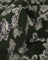 Tecido Viscose Flores e Cashmere Creme e Verde Militar