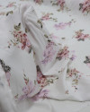 Tecido Viscose Sarjada Italiano Buquê Floral Tons de Rosa e Branco