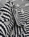 Tecido Crepe de Viscose Italiano Listras Diagonais e Arcos P/B