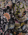 Tecido Crepe de Viscose Italiano Arabesco e Flores Colorido e Preto