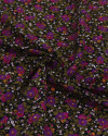 Tecido Crepe de Viscose Italiano Micro Tapete Floral e Ramos Roxo, Bege e Preto