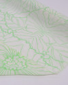 Tecido Viscose Fina Italiano Macro Rascunho Floral Verde e Branco
