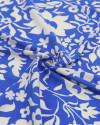 Tecido Crepe de Viscose Italiano Floral Azul e Offwhite