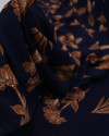 Tecido Crepe Koshibo Estampa Floral Marrom e Azul Marinho