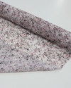 Tecido Crepe Chiffon Italiano Texturizado Micro Roseiras Rosé e Branco