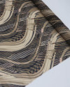 Tecido Crepe Chiffon Italiano Listras Ondulares Preto e Tons de Marrom