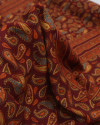 Tecido Viscose Sarjada Italiano Estampa Paisley Barrado Triplo Tons de Marsala