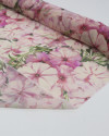 Tecido Crepe Chiffon Italiano Texturizado Tapete Floral Bege Claro e Rosa