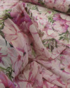 Tecido Crepe Chiffon Italiano Texturizado Tapete Floral Bege Claro e Rosa