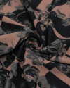 Tecido Micro Fibra Alfaiataria Flores em Recortes Irregulares Preto e Rosa Chá