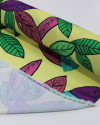 Tecido Crepe Silk Folhas Coloridas e Amarelo Manteiga