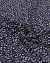 Tecido Viscose Texturizada Ramos Ondulados Creme e Azul Marinho