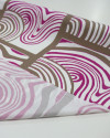 Tecido Tricoline Italiano Quadros e Riscos Ondulados Roxo, Branco e Nude