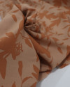 Tecido Viscose Macro Flores Abstrato Caramelo e Nude