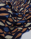 Tecido Viscose Estampa Geométrica Argila, Bege e Tons de Azul