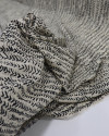 Tecido Viscose Texturizada Listras em Chevron Preto Mescla e Creme