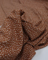 Tecido Viscose Texturizada Micro Pingos Creme e Argila