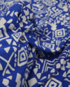 Tecido Crepe Koshibo Étnico Branco e Azul