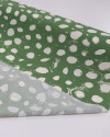 Tecido Viscose Macro Pingos Offwhite e Verde Musgo