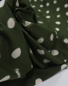 Tecido Viscose Macro Pingos Offwhite e Verde Militar