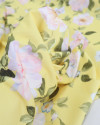 Tecido Sarja com Elastano Italiano Flores Tons Pastéis e Amarelo Manteiga