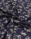 Tecido Viscose Sarjada Italiano Micro Buquê Floral Tons Pastéis e Azul Marinho Noite