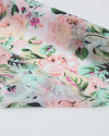 Tecido Crepe Chiffon Italiano Campo de Rosas Pêssego, Verde e Branco