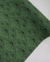 Tecido Viscose Texturizada Macro Conchas Preto e Verde Musgo