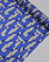 Tecido Viscose Italiano Estampa Geométrica Irregular Offwhite e Azul Índigo