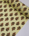 Tecido Viscose com Lurex Buquê Floral Verde, Vermelho e Creme